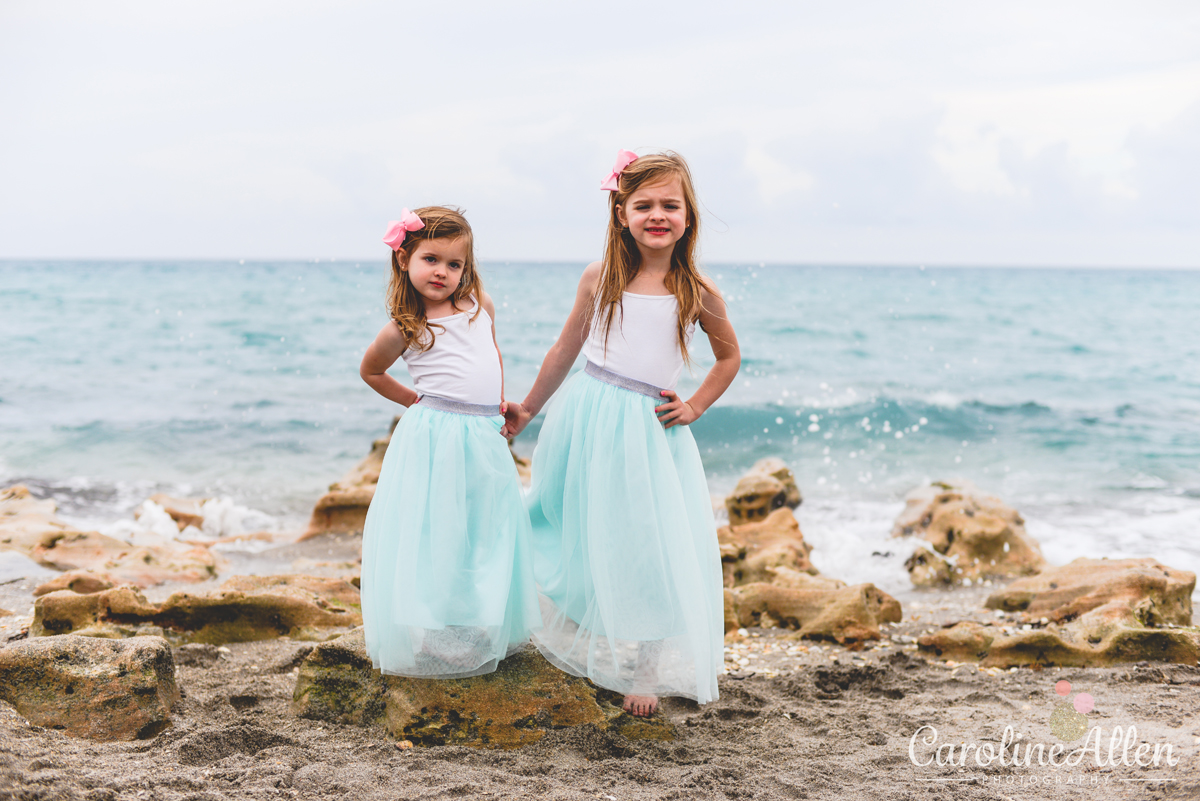 sisters, twins, rocks, beach, sassy