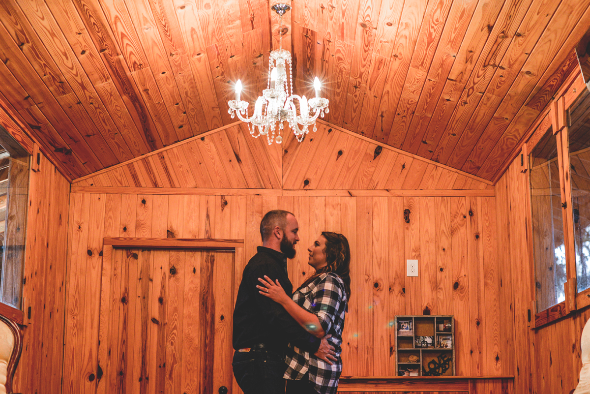 barn, chandeler, couple, kissing, love