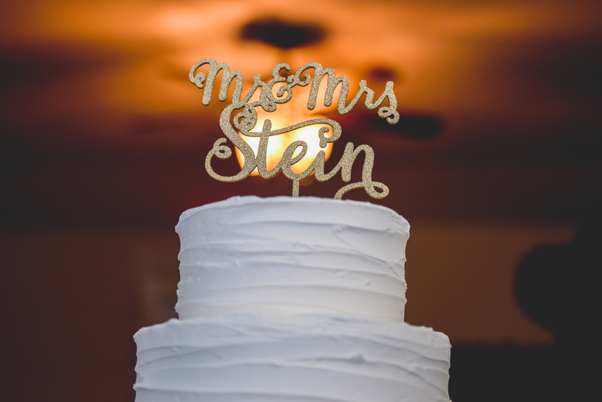 cake, cake topper, light, wedding cake, white