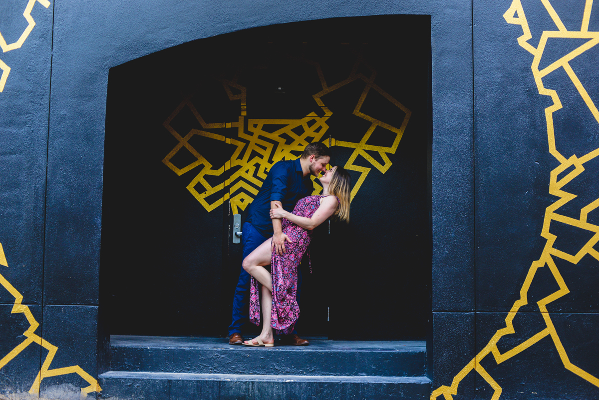 dipping, kiss, couple, black, wall, art, gold, geometric 