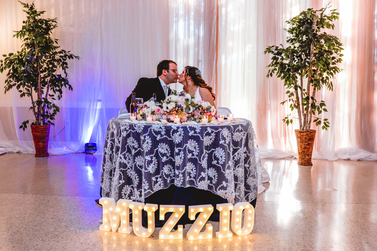 wedding, table, kissing, dinner, reception