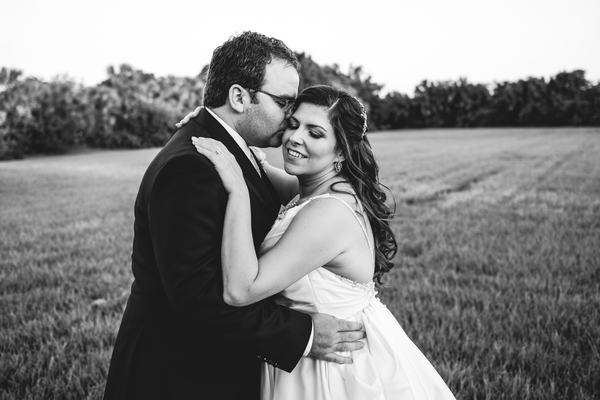 field, wedding, portrait, black and white, classic