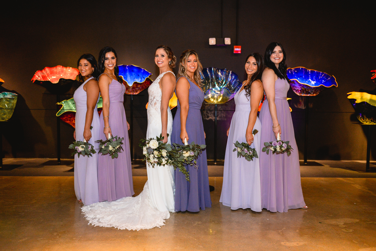 bridesmaids, girls, wedding, muesum