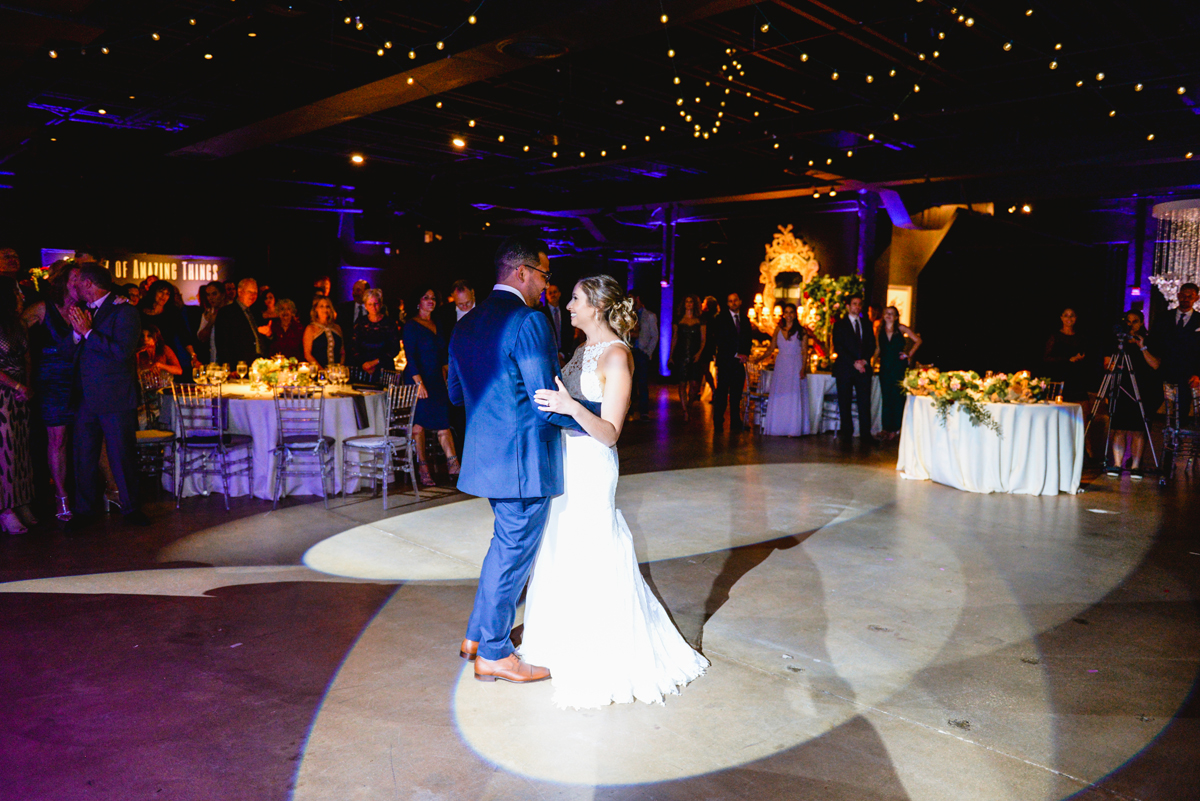 dancing, wedding, lights, husband, wife
