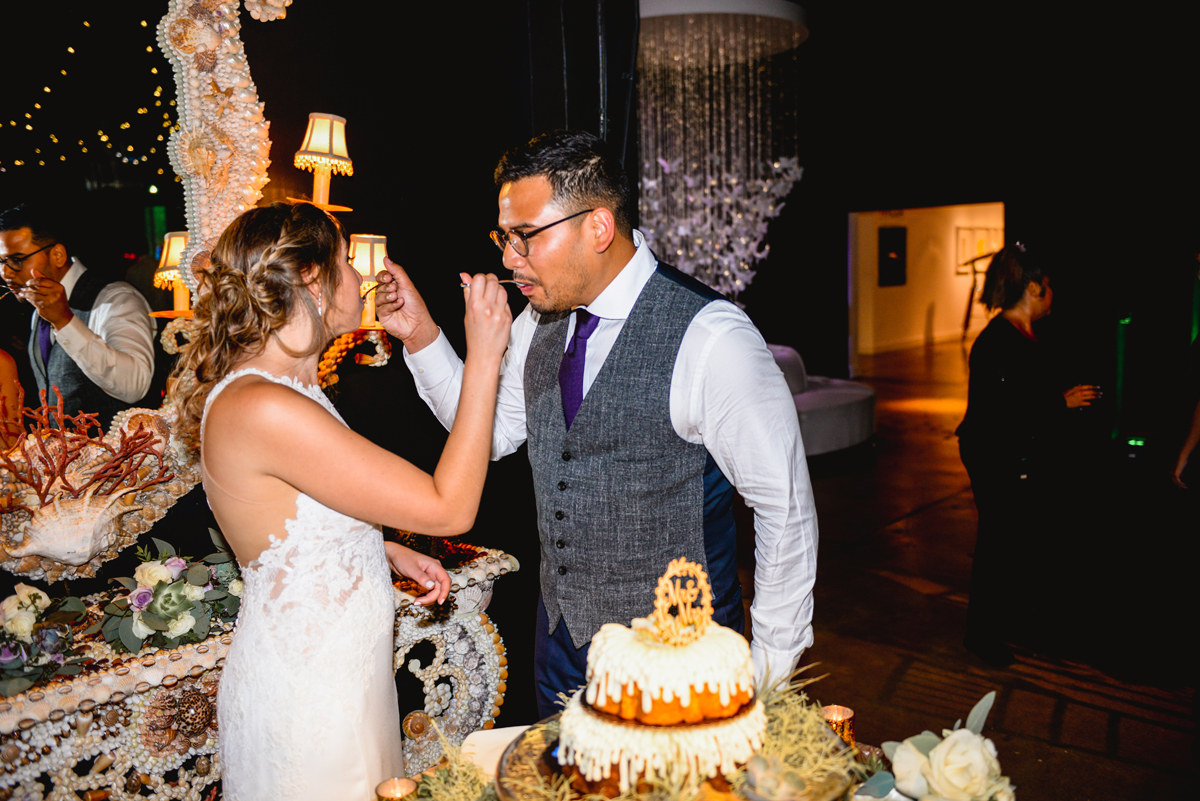 cutting, cake, bride, groom