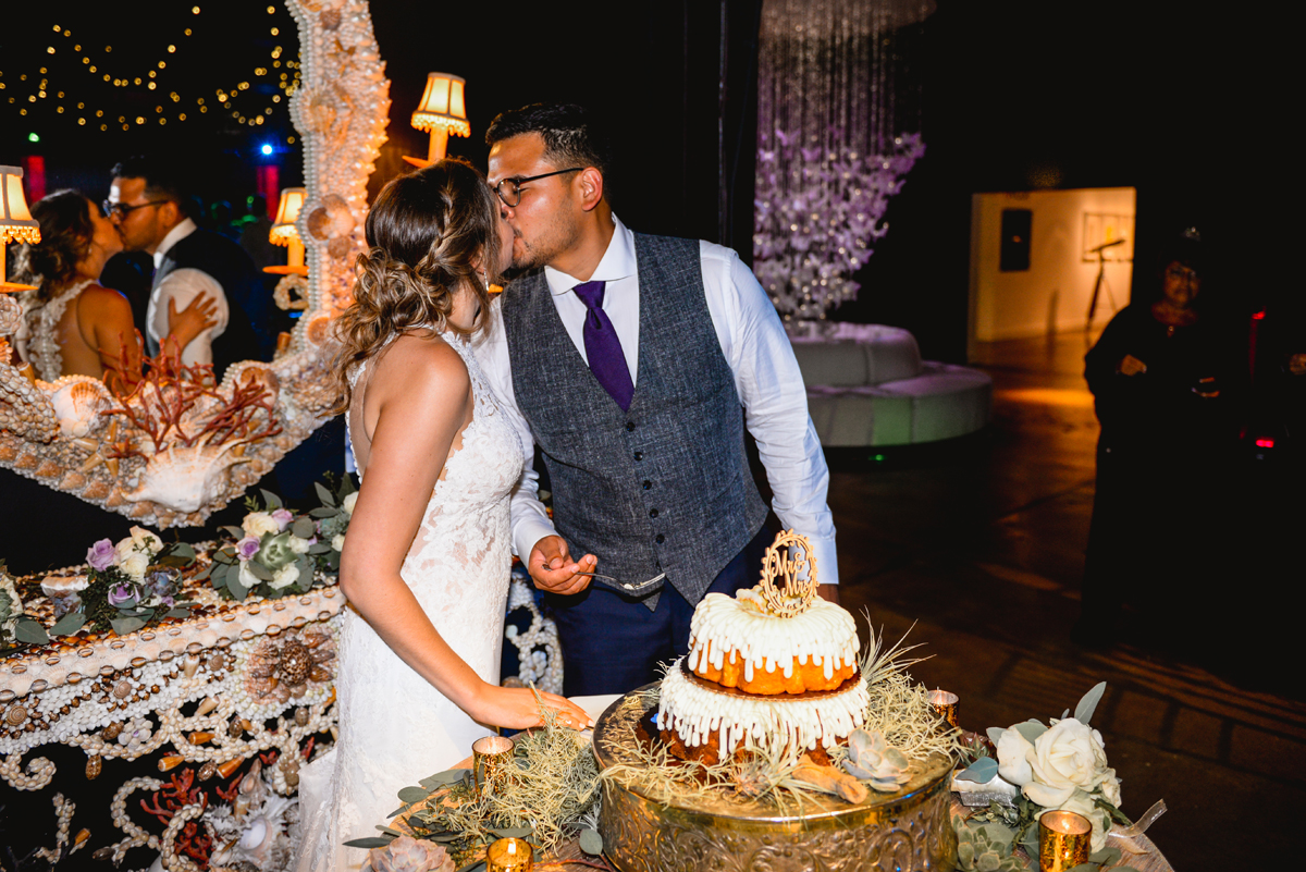 kissing, cake, wedding, bride, groom