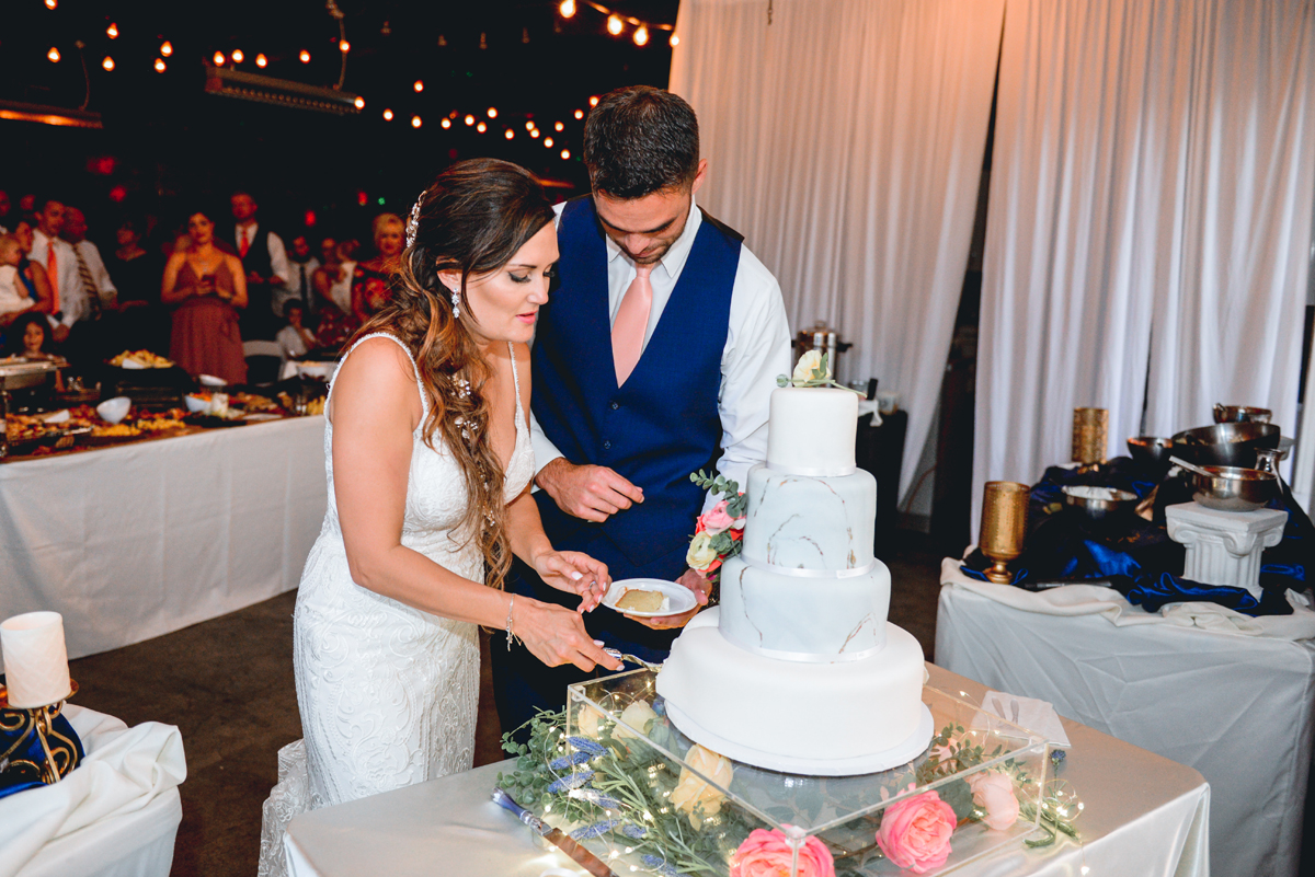 cutting cake, bride, groom, wedding