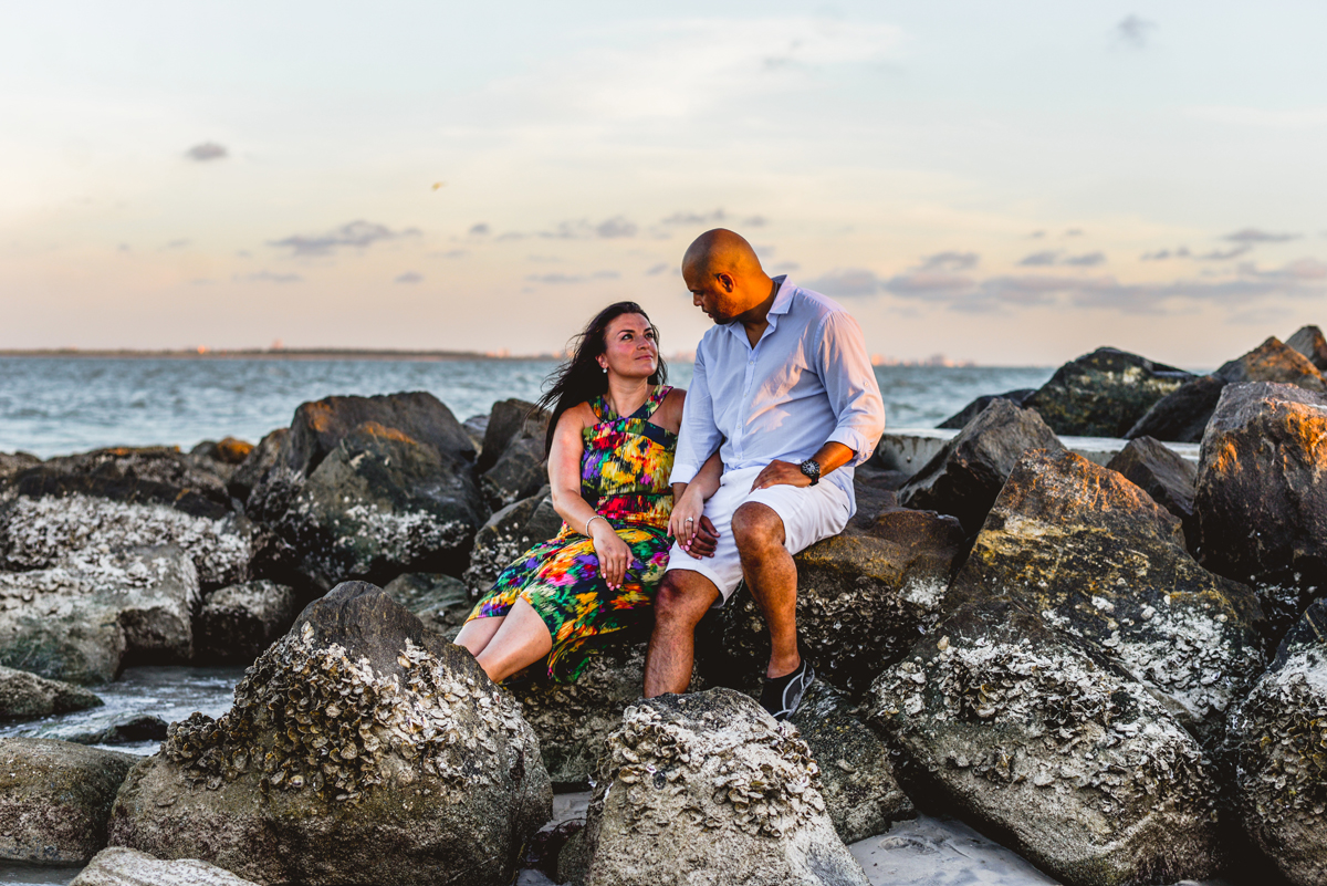 rocks, ocean, couple, sunset, water