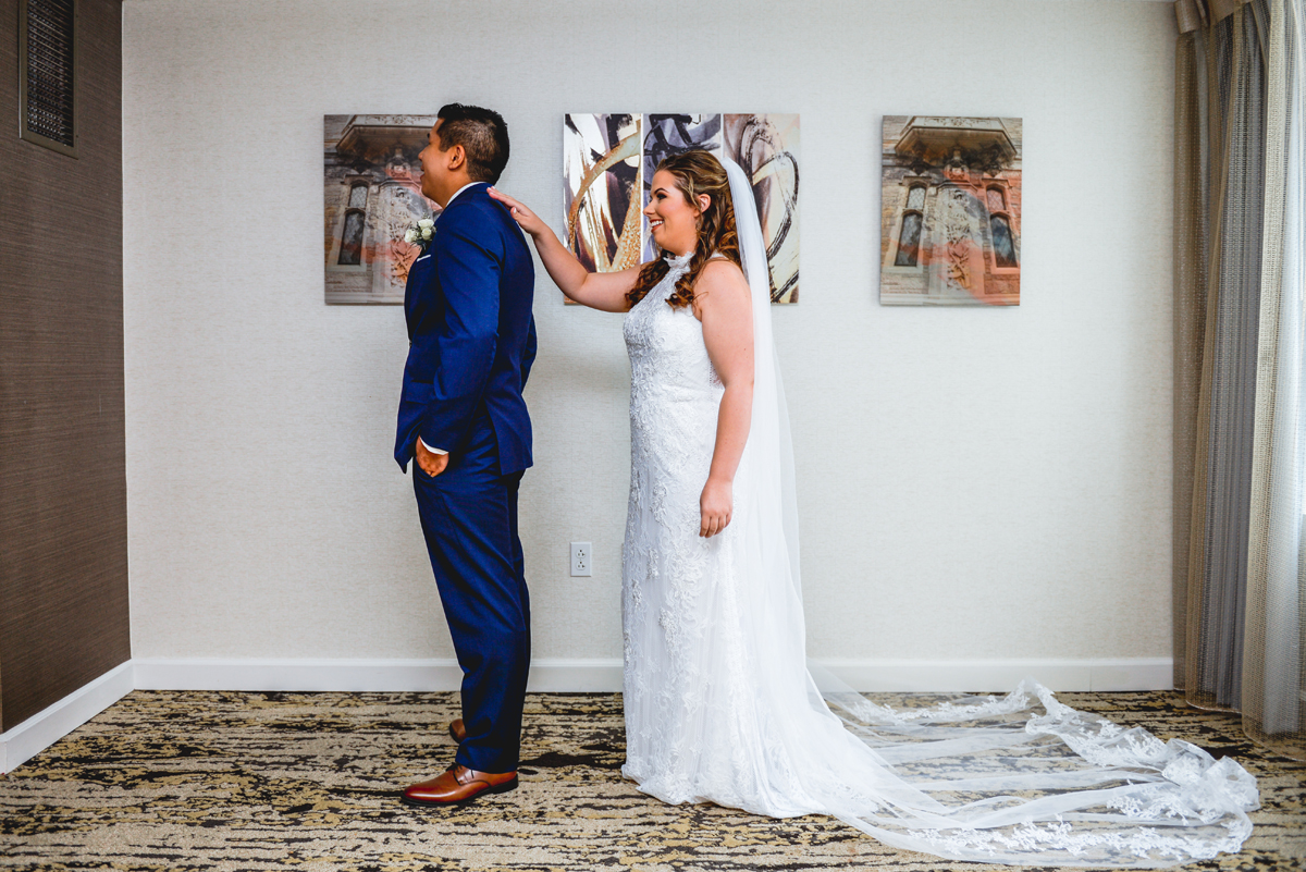 first look, bride, groom, portrait, wedding day