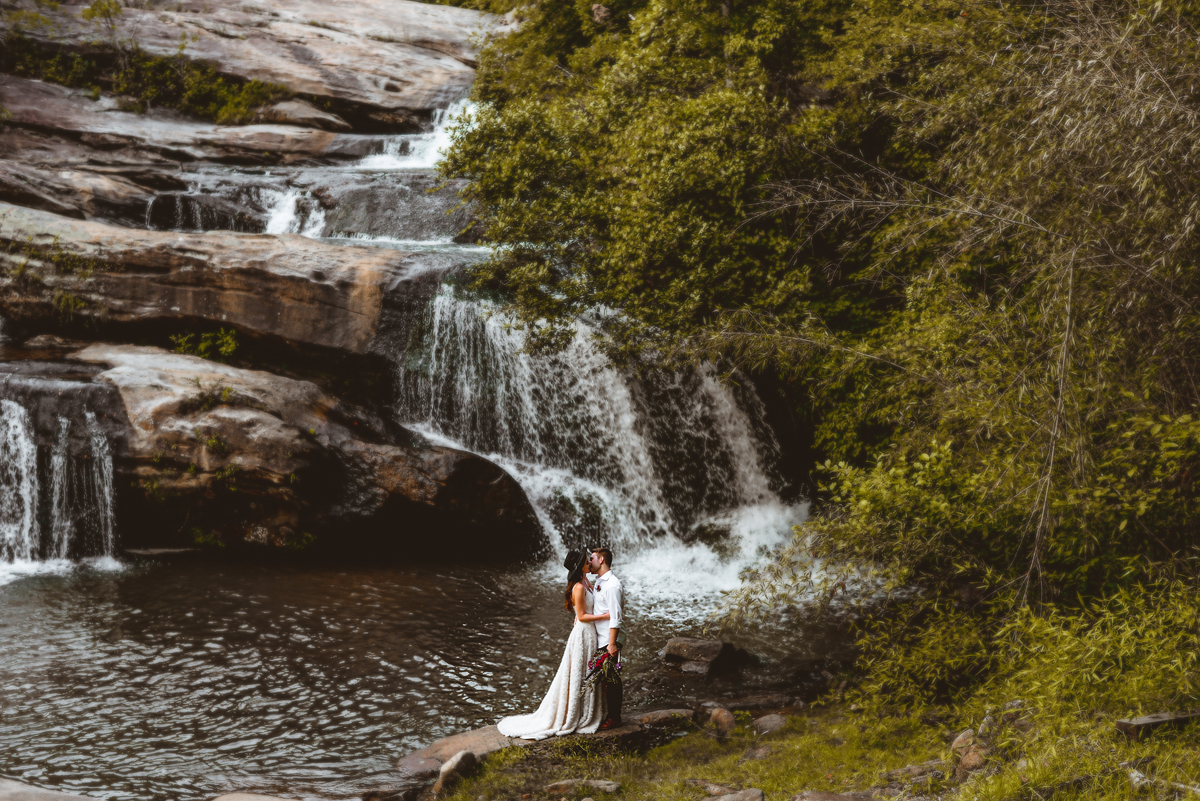 bride, groom, South Carolina, waterfalls, wedding, portrait 